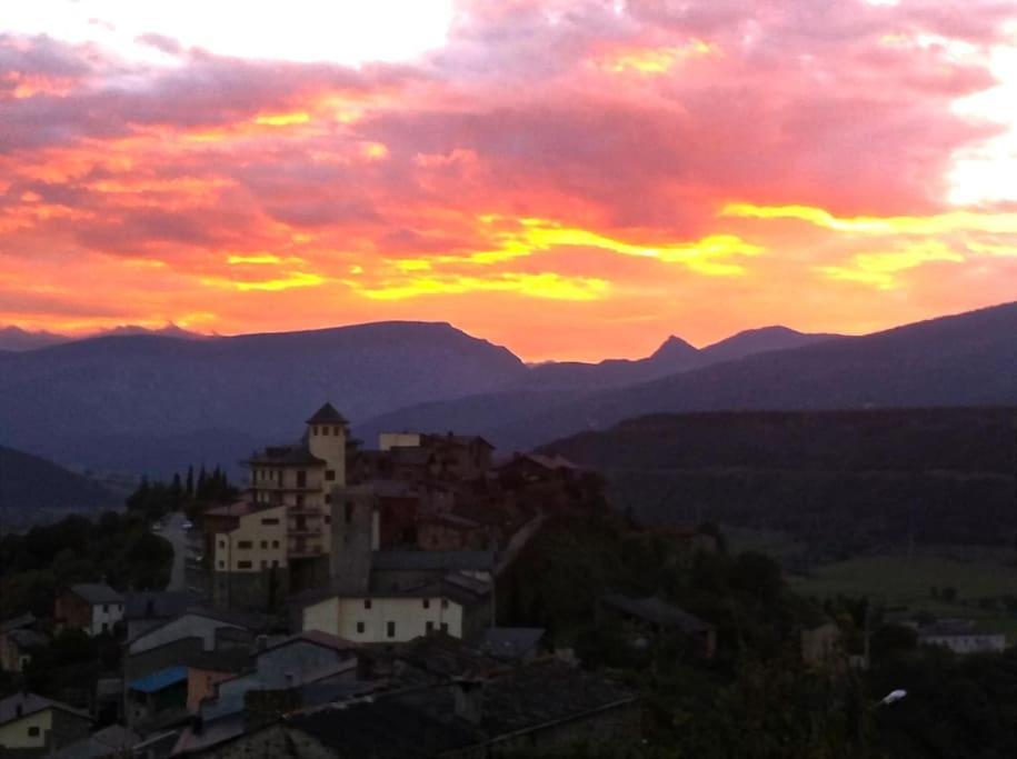 Apartament Gran Pirineu Montferrer Exteriör bild